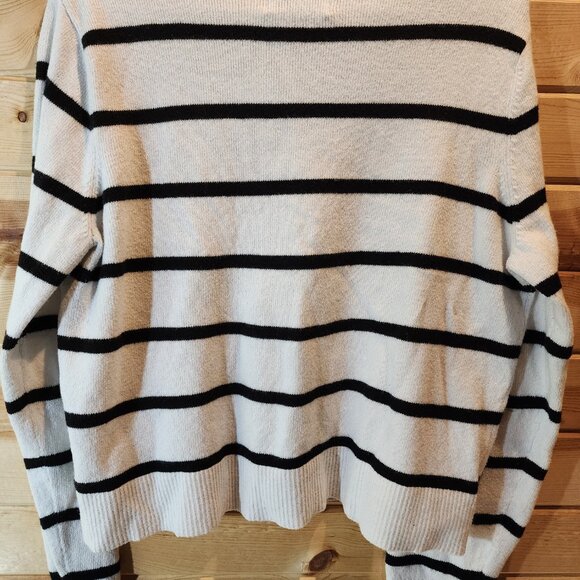 Old Navy Striped Button-Front Cardigan Sweater – Women’s Large - Picture 6 of 6